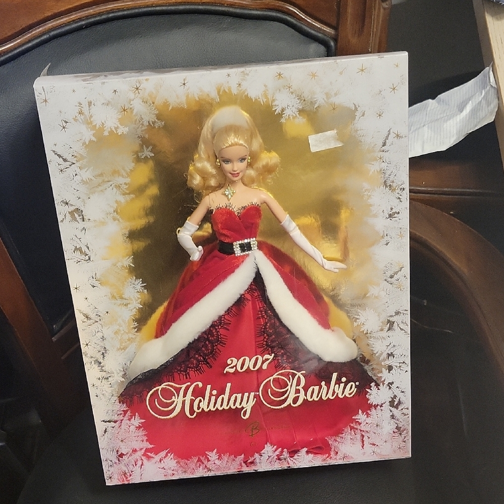 Holiday Barbie 2007 Red Dress